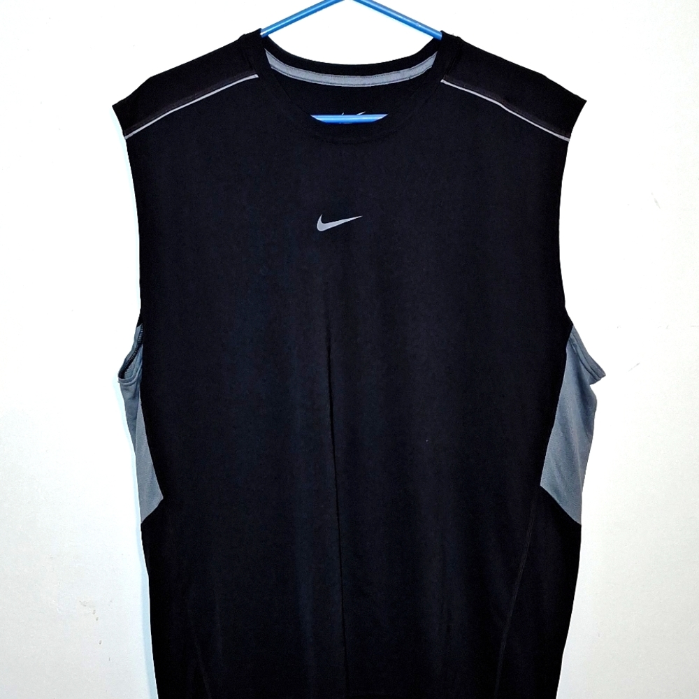 Men's Nike Dri-Fit tanktop